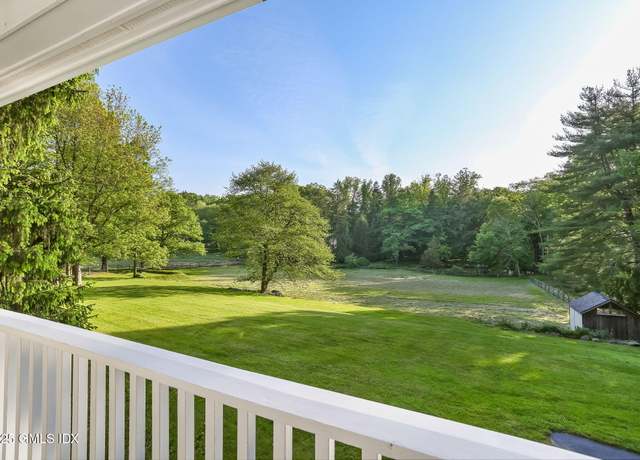 Property at 532 Round Hill Rd, Greenwich, CT 06831, 3 beds, 2.5 baths