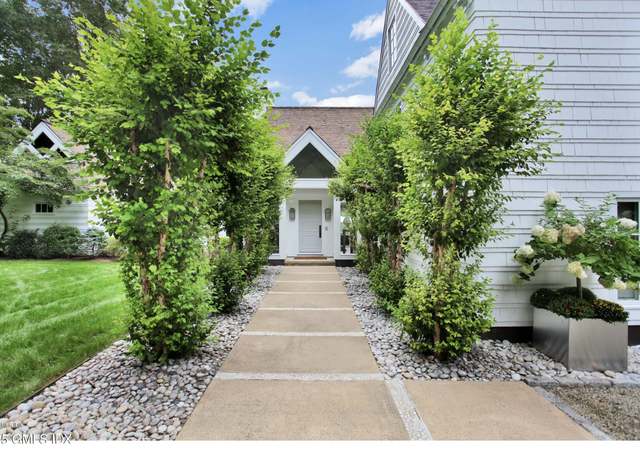 Property at 1 Partridge Hollow Rd, Greenwich, CT 06831, 5 beds, 7 baths