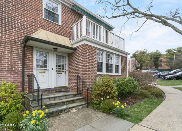 Property at 31 Putnam Park, Greenwich, CT 06830, 2 beds, 1 bath