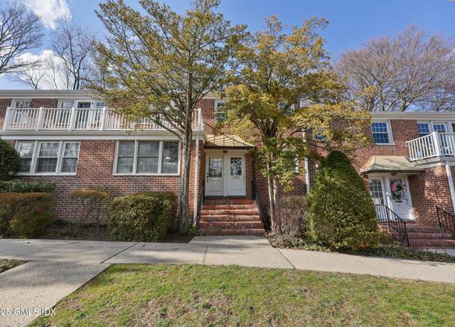 Property at 19 Putnam Park, Greenwich, CT 06830, 2 beds, 1 bath