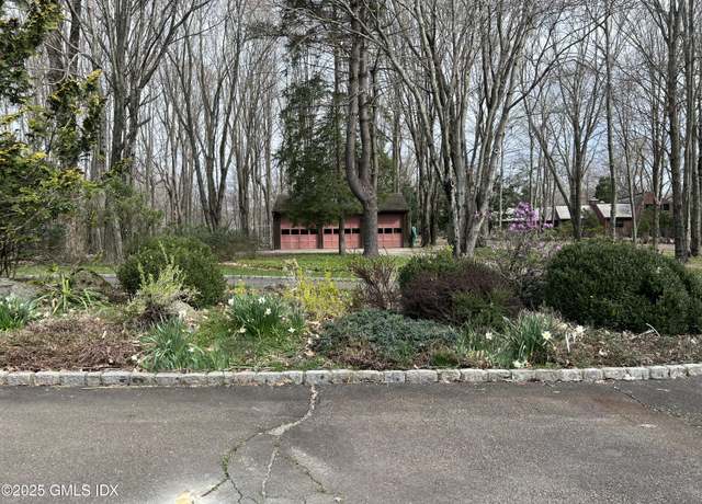 Property at 960 Lake Ave, Greenwich, CT 06831