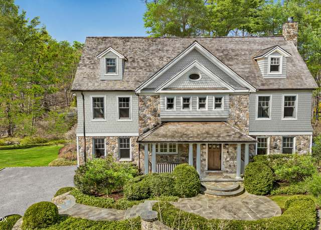 Property at 80 Sawmill Ln, Greenwich, CT 06830, 4 beds, 4.5 baths