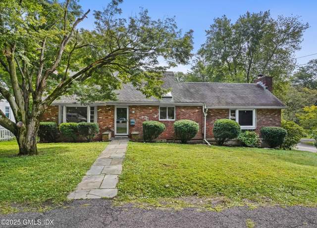 Property at 11 Perna Ln, Riverside, CT 06878, 4 beds, 3 baths