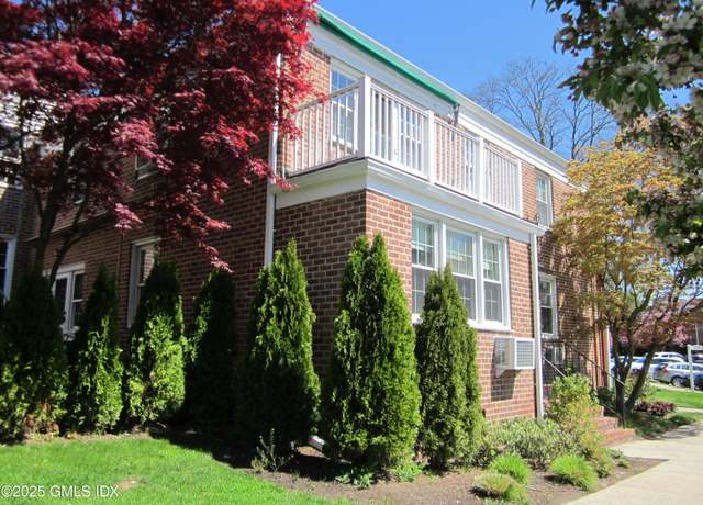 Property at 2 Putnam Park, Greenwich, CT 06830, 3 beds, 2 baths