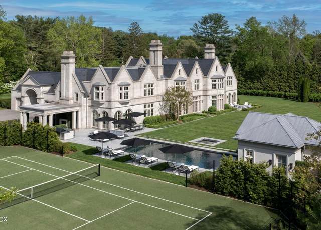 Property at 11 Round Hill Club Rd, Greenwich, CT 06831, 5 beds, 9 baths