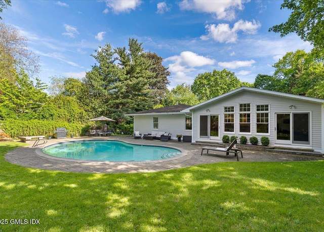 Property at 76 Riverside Ave, Riverside, CT 06878, 4 beds, 4.5 baths