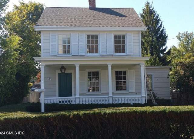 Property at 18 Grigg St, Greenwich, CT 06830