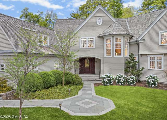 Property at 7 Jones Park Dr, Riverside, CT 06878, 6 beds, 6 baths