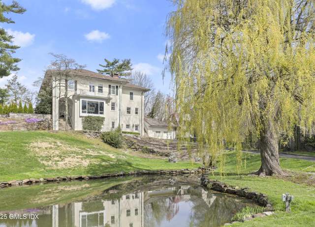 Property at 75 Dearfield Dr, Greenwich, CT 06831, 5 beds, 4.5 baths