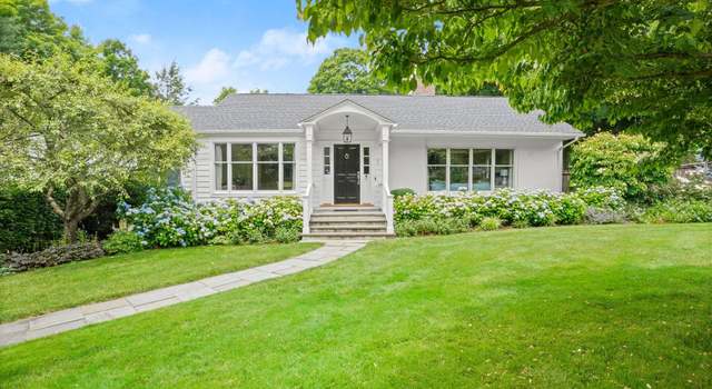 Photo of 1 Lita Dr, Greenwich, CT 06830