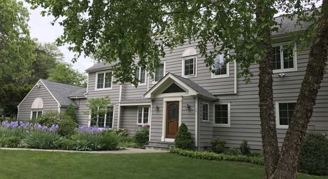 Photo of 3 Old Wagon Rd, Old Greenwich, CT 06870