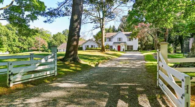 Photo of 69 Calhoun Dr, Greenwich, CT 06831