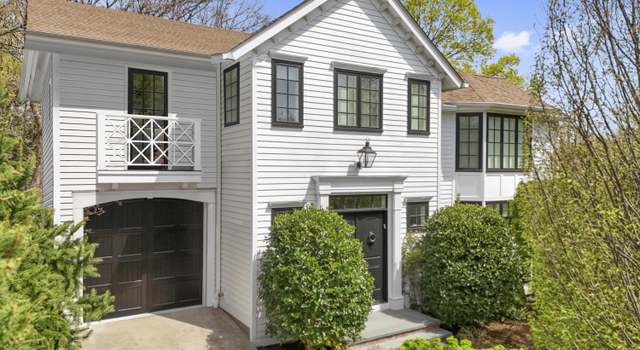 Photo of 2 Prescott Ln, Greenwich, CT 06830