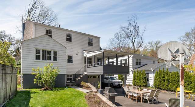 Photo of 23 Manor Rd, Old Greenwich, CT 06870