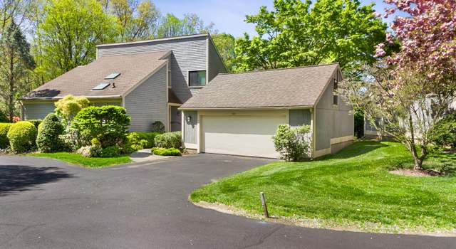 Photo of 313 W Lyon Farm Dr #313, Greenwich, CT 06831