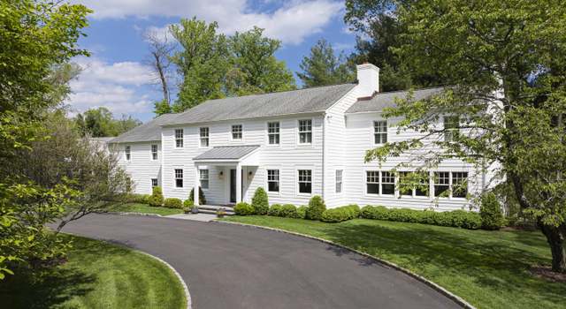 Photo of 95 Indian Head Rd, Riverside, CT 06878