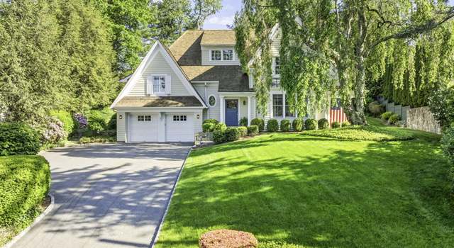 Photo of 6 Francine Dr, Greenwich, CT 06830