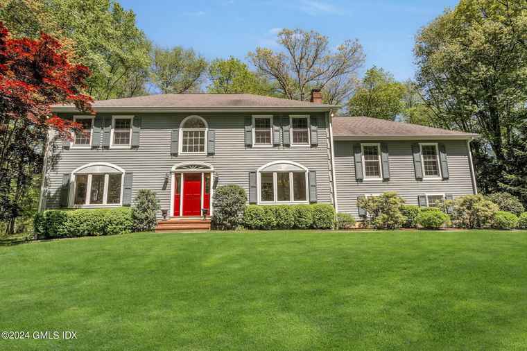 Photo of 44 Carrington Dr Greenwich, CT 06831