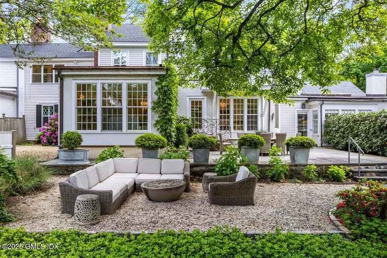 Photo of 190 Lake Ave Greenwich, CT 06830