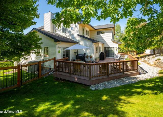 Property at 2304 E Grandview Dr, Coeur D'alene, ID 83815, 4 beds, 3.5 baths