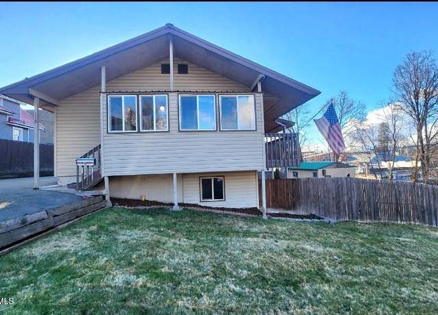 Property at 119 S 5th St, St. Maries, ID 83861, 2 beds, 2 baths