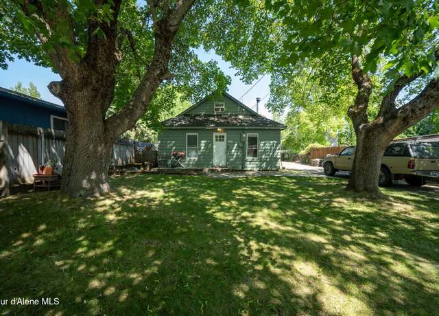Property at 1901 E Pennsylvania Ave, Coeur D'alene, ID 83814, 3 beds, 1 bath