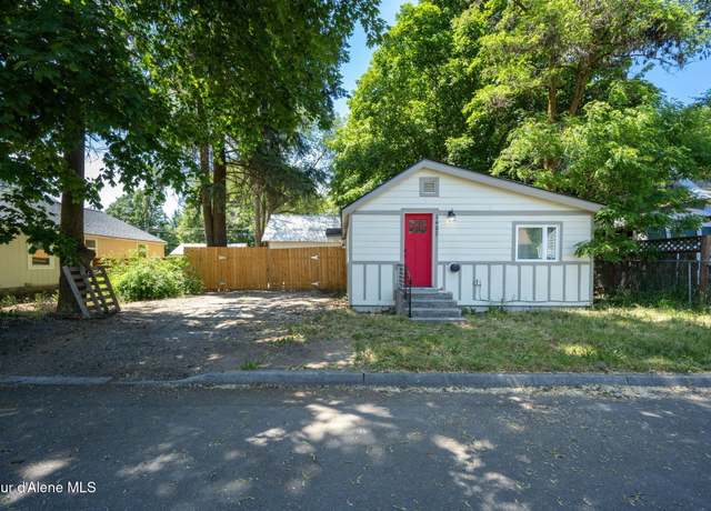 Property at 1407 N 2nd St, Coeur D'alene, ID 83814, 2 beds, 1 bath