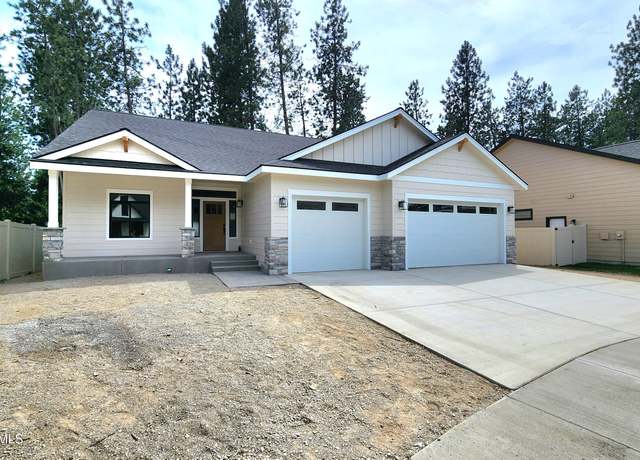 Property at 2060 E Plaza Ct, Post Falls, ID 83854, 3 beds, 2 baths