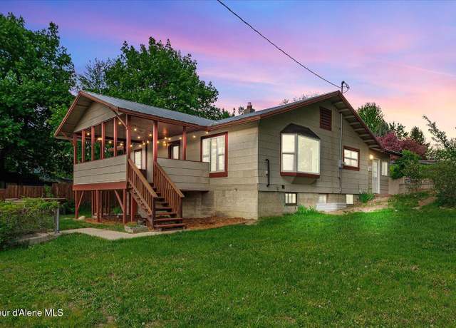 Property at 342 Summit Blvd, Priest River, ID 83856, 4 beds, 2 baths