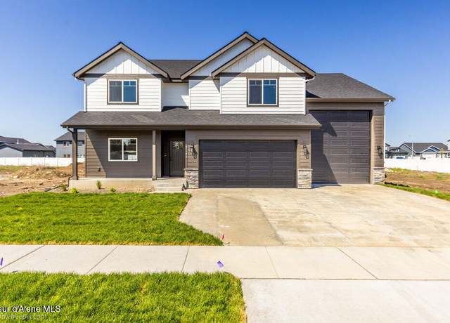 Property at 2743 N Neptune St, Post Falls, ID 83854, 5 beds, 3 baths