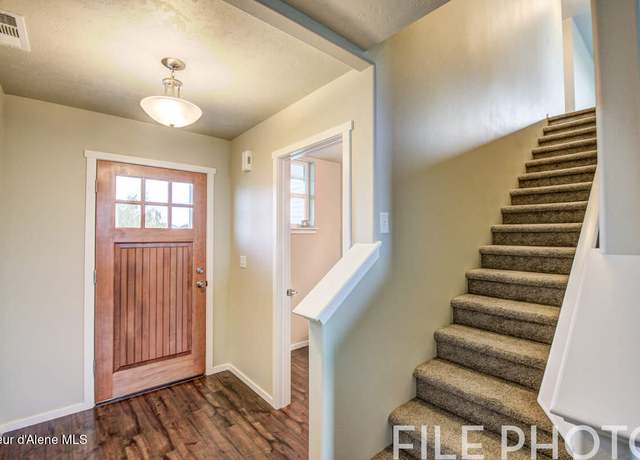 Property at 6415 Astoria Loop, Rathdrum, ID 83858, 3 beds, 2.5 baths
