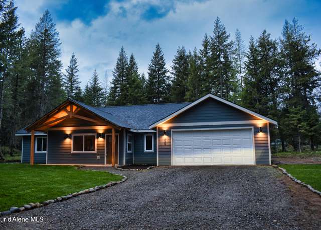 Property at 329 Hardy Lp, Bonners Ferry, ID 83805, 3 beds, 2 baths
