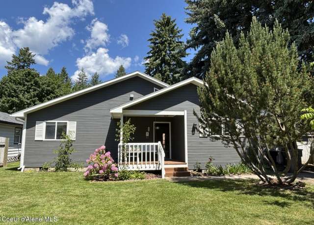 Property at 1012 Church St, Sandpoint, ID 83864, 3 beds, 2 baths