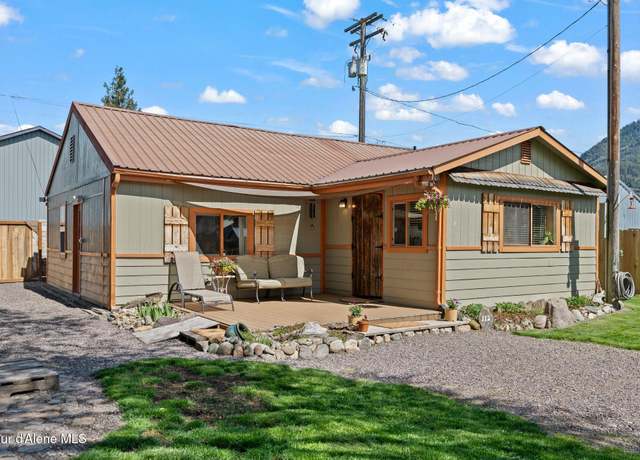 Property at 112 W 3rd, Clark Fork, ID 83811, 3 beds, 1 bath