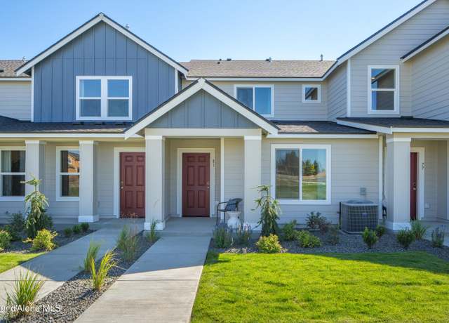 Property at 81 E Lupine Ln, Hayden, ID 83835, 3 beds, 2.5 baths