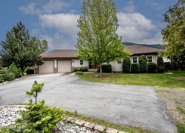 Property at 6264 N 15th St, Dalton Gardens, ID 83815, 4 beds, 3 baths