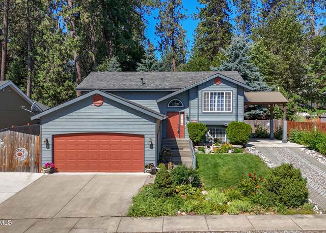 Property at 5903 N Silver Pines Ct, Coeur D'alene, ID 83815, 4 beds, 2.5 baths