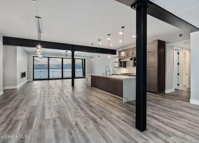 Property at 802 Sandpoint Ave #8302, Sandpoint, ID 83864, 4 beds, 4 baths