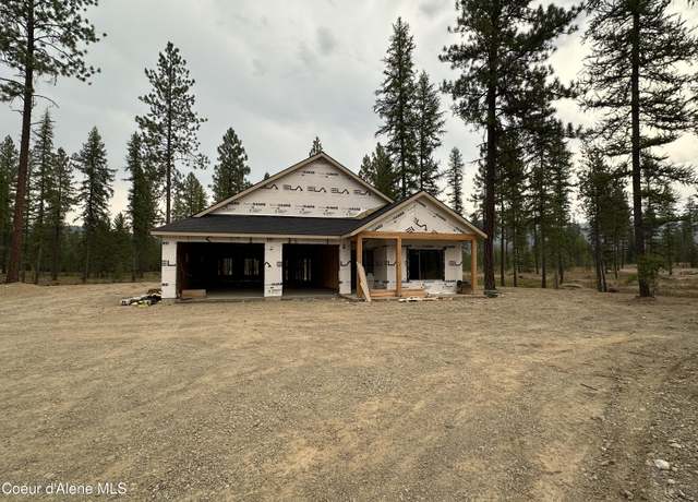 Property at 53 Wallace Ln, Blanchard, ID 83804, 3 beds, 2.5 baths
