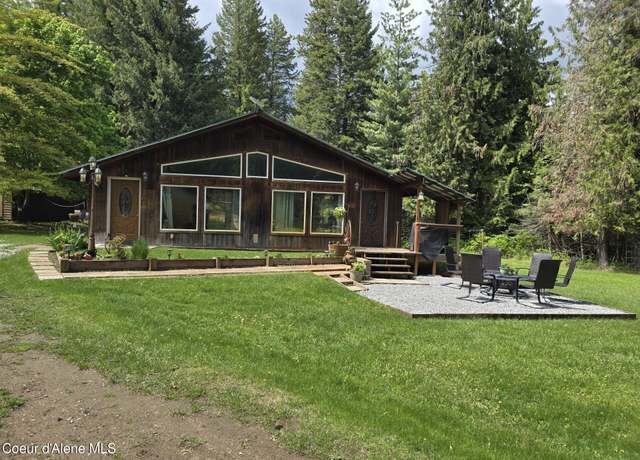 Property at 295 A St, Sandpoint, ID 83864, 3 beds, 1.75 baths