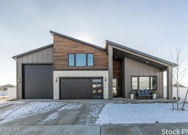 Property at 6538 W Plant Ln, Rathdrum, ID 83858, 4 beds, 3 baths