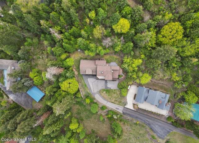 Property at 3677 S Capeview Ct, Coeur D'alene, ID 83814, 4 beds, 4.5 baths