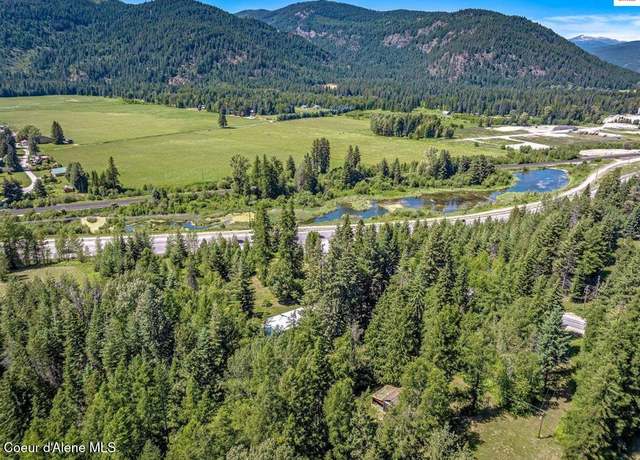 Property at 54 Colburn Culver Rd, Sandpoint, ID 83864, 4 beds, 3 baths