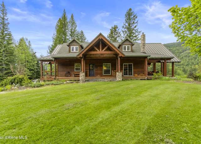 Property at 778 B St, Sandpoint, ID 83864, 5 beds, 4 baths