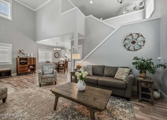 Property at 410 S 18th St, Coeur D'alene, ID 83814, 4 beds, 2.5 baths