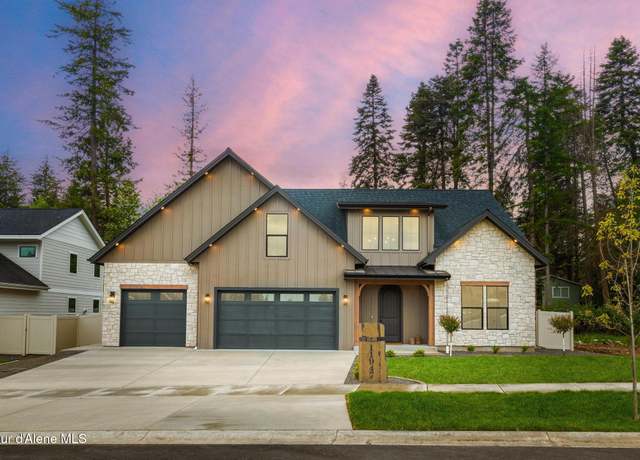 Property at 11947 N Rocking R Rd, Hayden, ID 83835, 4 beds, 2.5 baths
