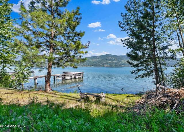 Property at 702 Merton Ave, Sandpoint, ID 83864, 4 beds, 3 baths