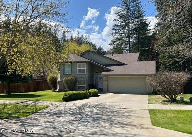 Property at 3707 N Bitteroot Dr, Coeur D'alene, ID 83815, 3 beds, 2.5 baths
