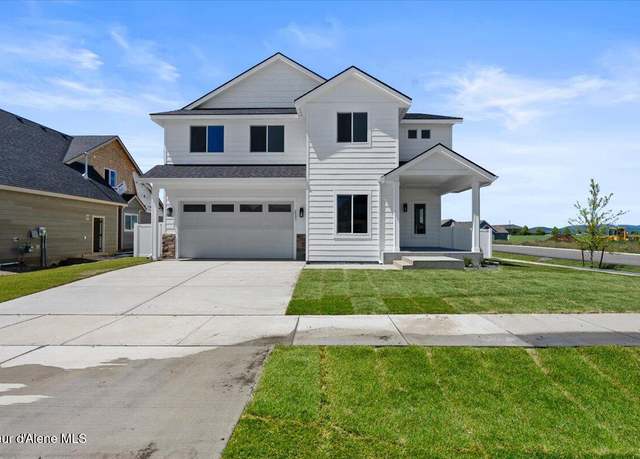 Property at 2920 N Neptune St, Post Falls, ID 83854, 4 beds, 2.5 baths