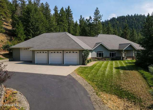 Property at 1358 S Starlight Dr, Coeur D'alene, ID 83814, 4 beds, 3.5 baths